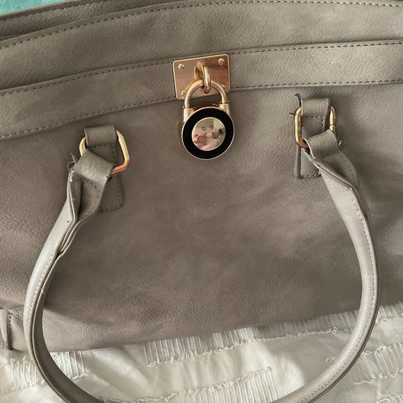 Grey pocketbook - Picture 2 of 7